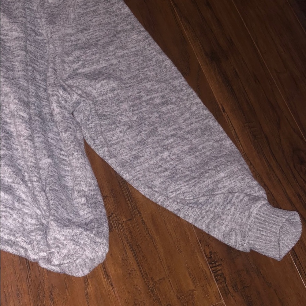 too small - Picture 3 of 3